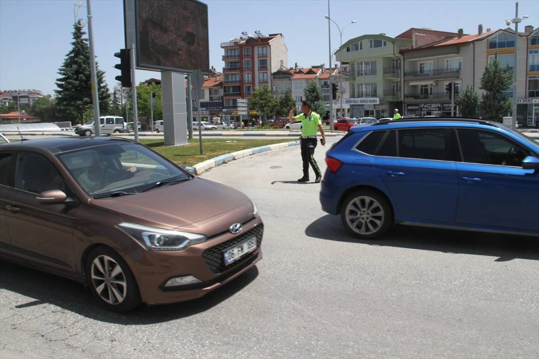 Tatilciler Konya’yı Akdeniz’e bağlayan Demirkapı Tünelini çok sevdi 4